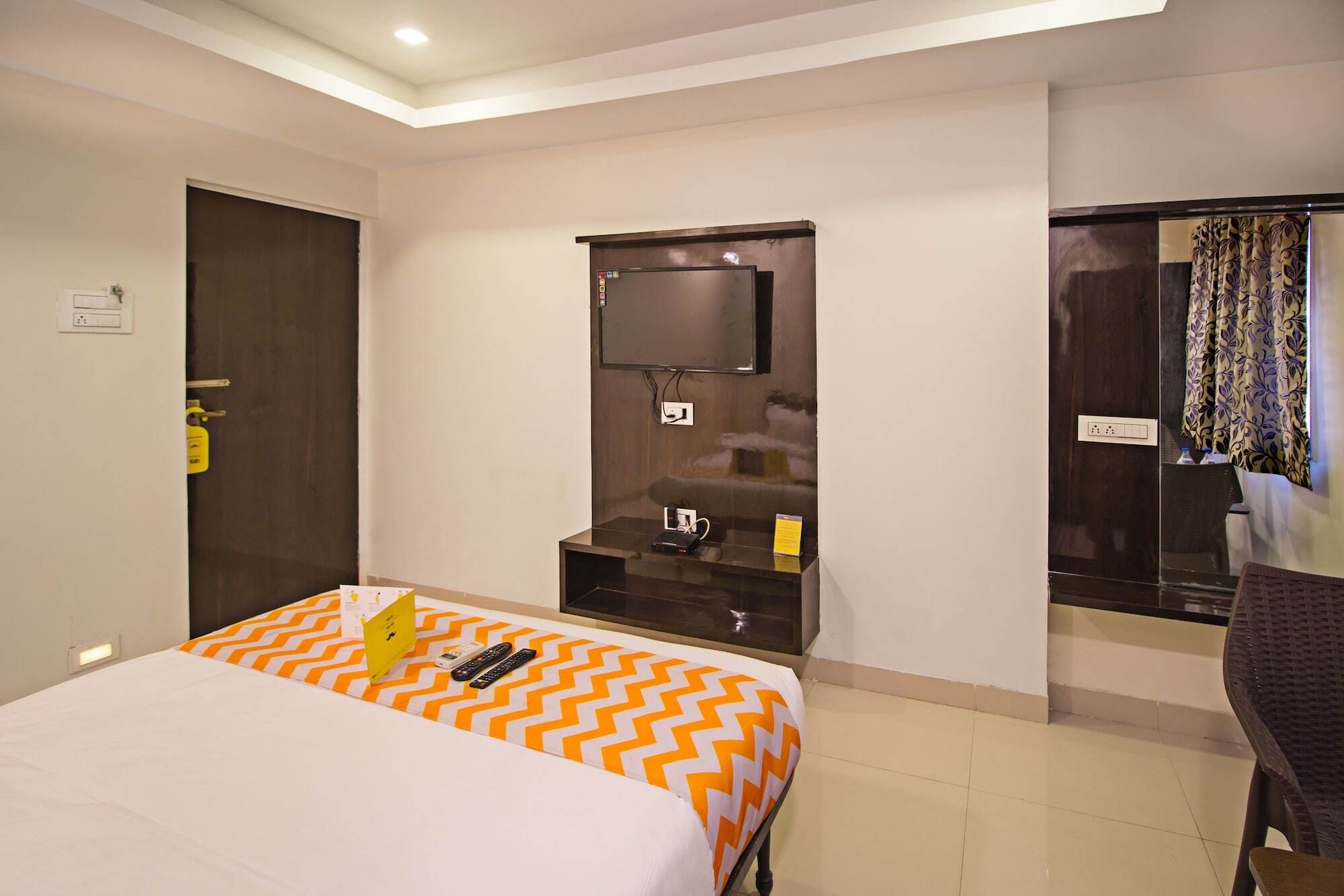 Fabhotel Chetan Executive Hadapsar Phursungi Exterior foto